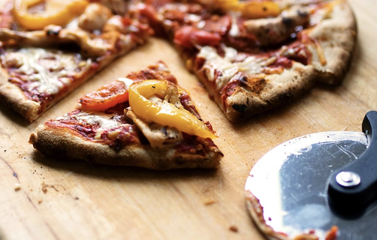 Papa Johns Shutters 300 Locations as Pizza Wars Intensify